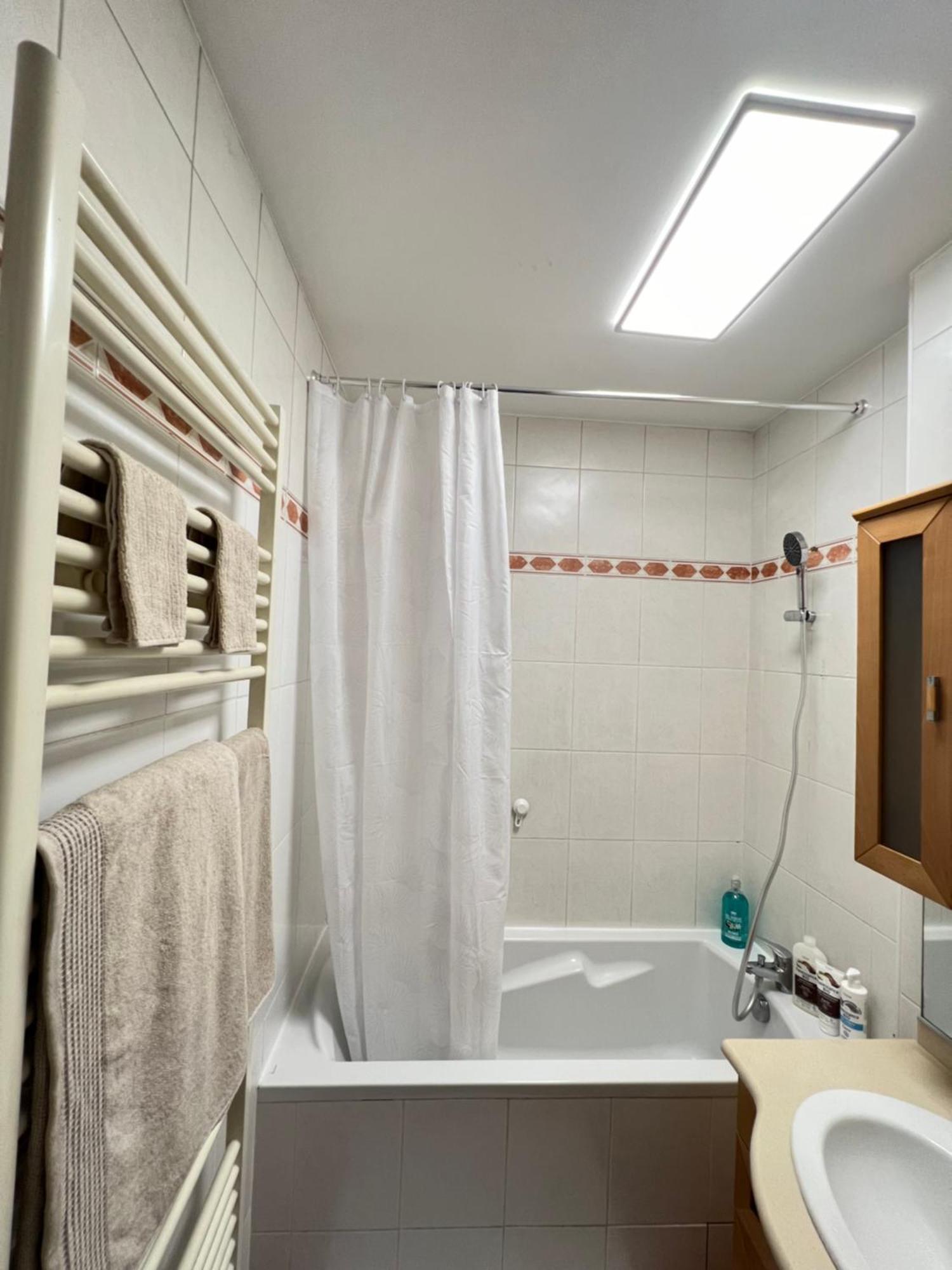 Appartement Coquelicot 25Km Paris Et Disney Pontault-Combault Eksteriør billede